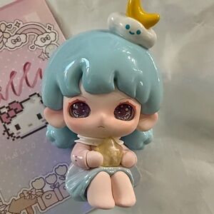 Kawaii Seafoam Blue figurine with Star